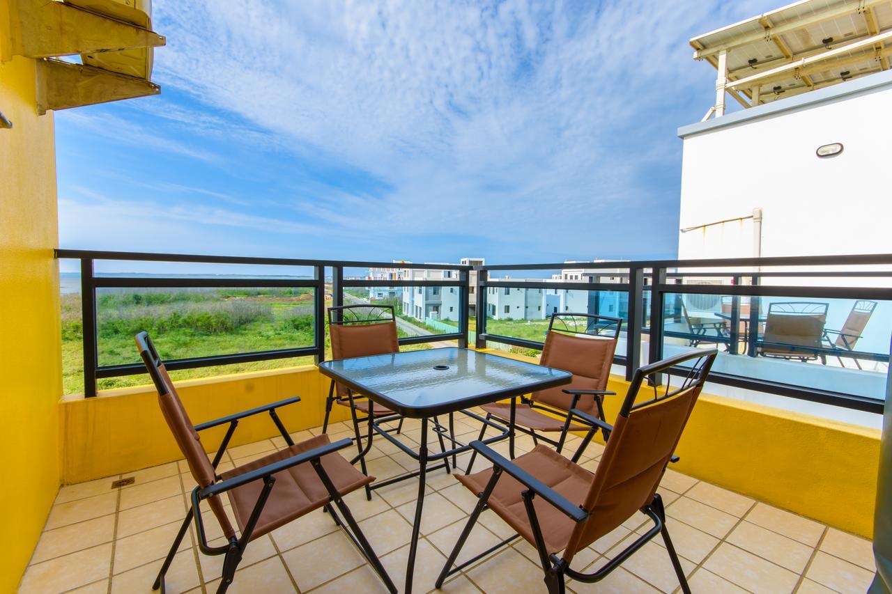 Tiramisu Places Sea View Homestay Манонг Екстериор снимка