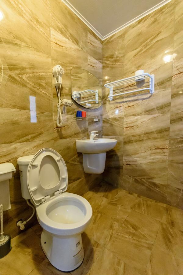 Tiramisu Places Sea View Homestay Манонг Екстериор снимка